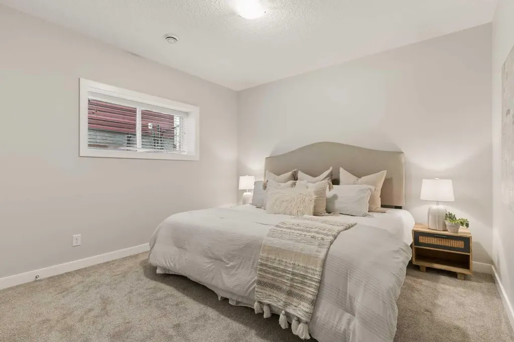 123 Crestridge Hill SW Calgary AB T3B 6H1