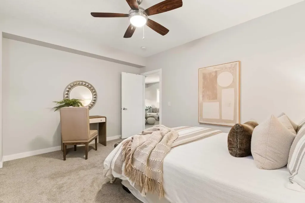 123 Crestridge Hill SW Calgary AB T3B 6H1