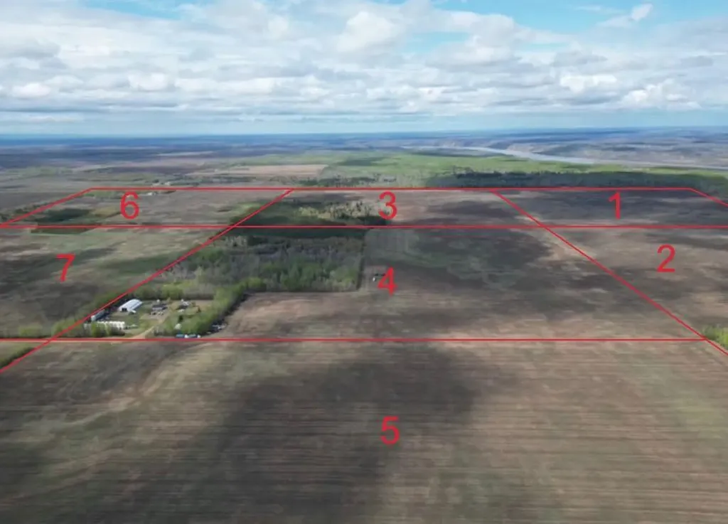 NW-20-104-18-W5 Rural Mackenzie County AB T0H2H0