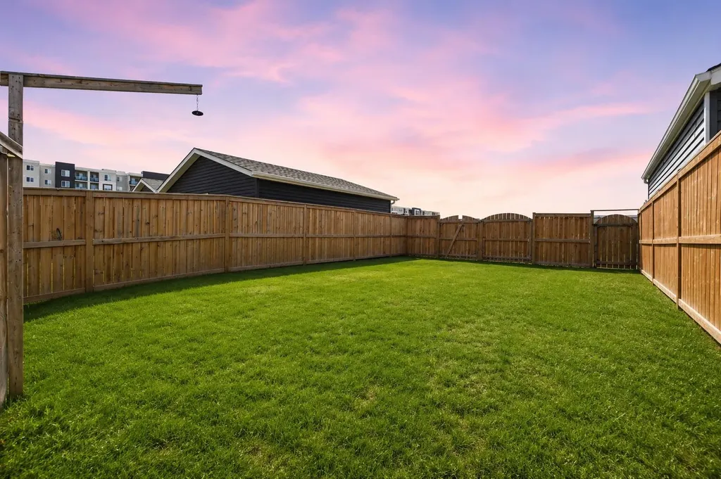 96 Red Embers Crescent NE Calgary AB T3N 0R4