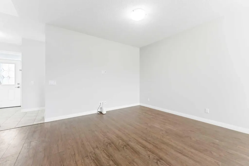 96 Red Embers Crescent NE Calgary AB T3N 0R4