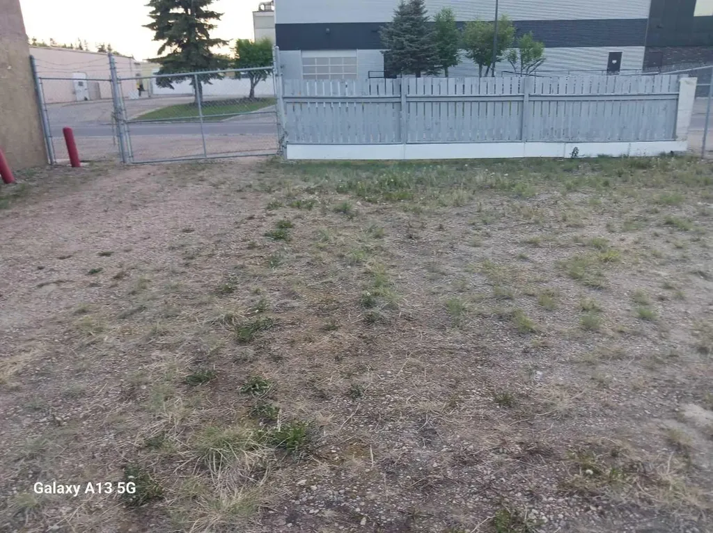 6789 52 Avenue Red Deer AB T4N 4K8