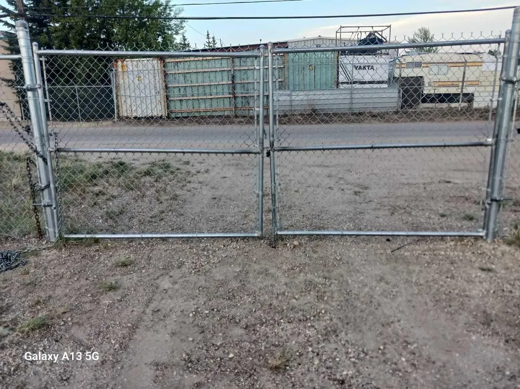 6789 52 Avenue Red Deer AB T4N 4K8