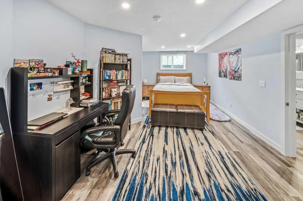 66 Crestmont Drive SW Calgary AB T3B 5X7