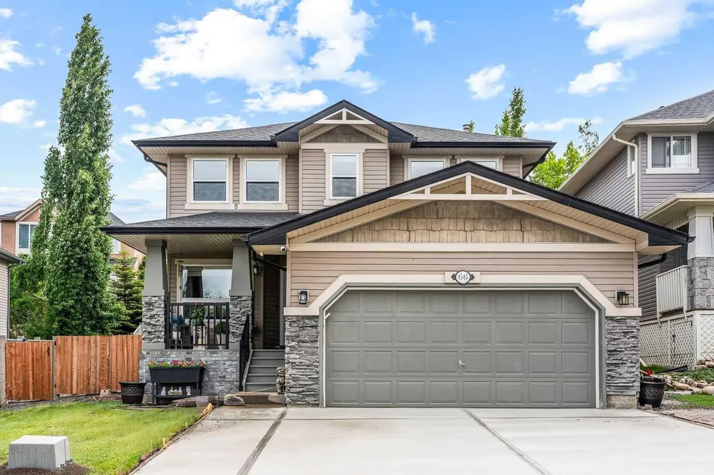66 Crestmont Drive SW Calgary AB T3B 5X7