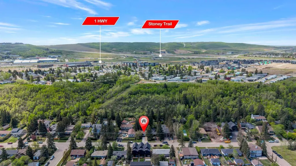 8927 33 Avenue NW Calgary AB T3B 1M2