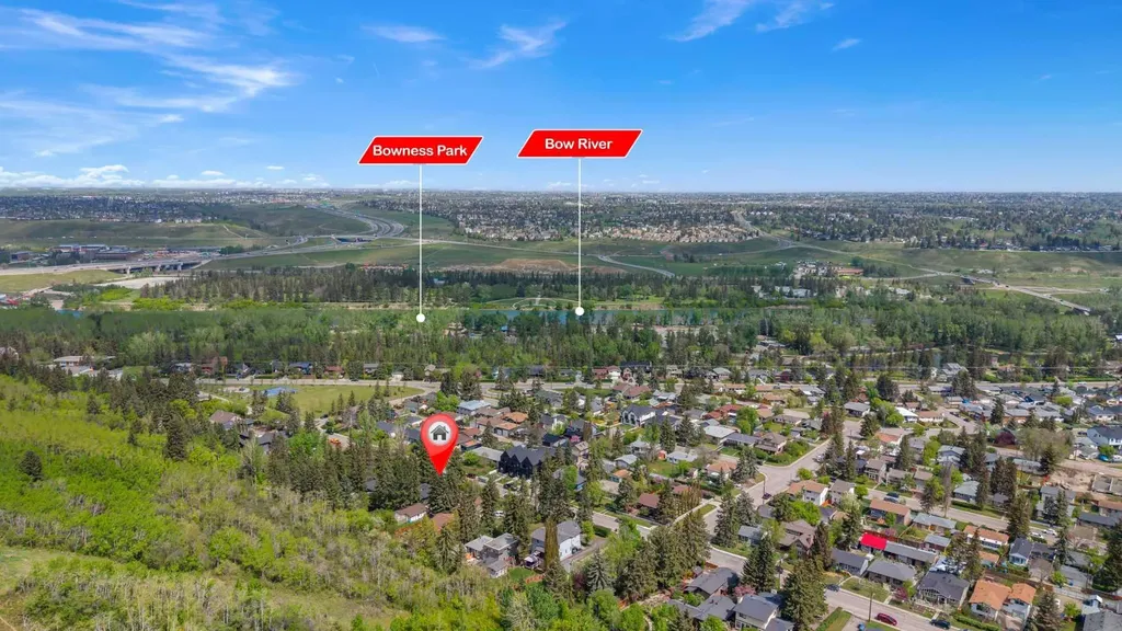 8927 33 Avenue NW Calgary AB T3B 1M2