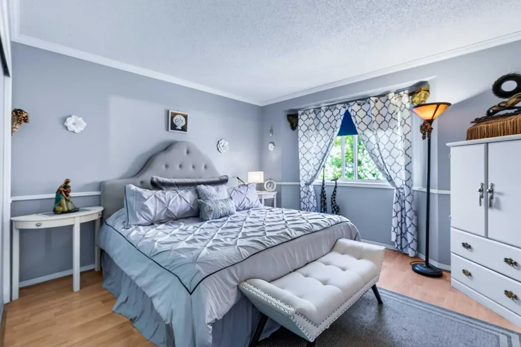 159 Fresno Place NE Calgary AB T1Y 6Y2