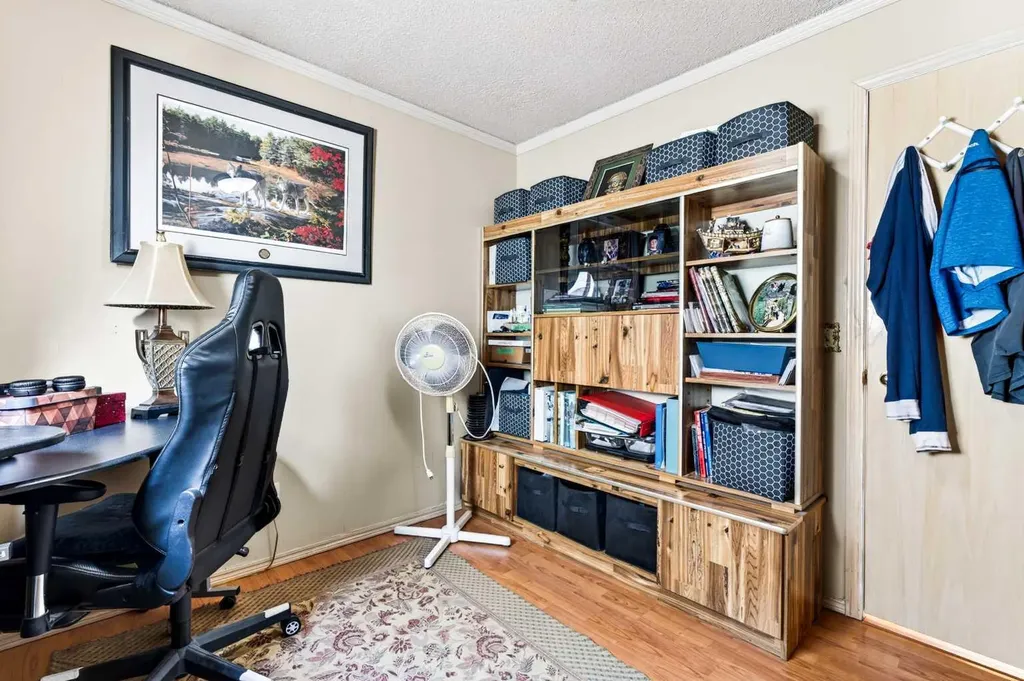 159 Fresno Place NE Calgary AB T1Y 6Y2