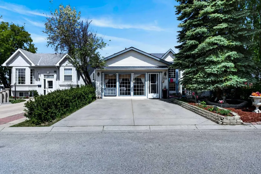 159 Fresno Place NE Calgary AB T1Y 6Y2