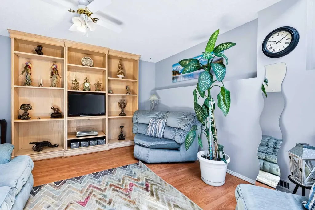 159 Fresno Place NE Calgary AB T1Y 6Y2