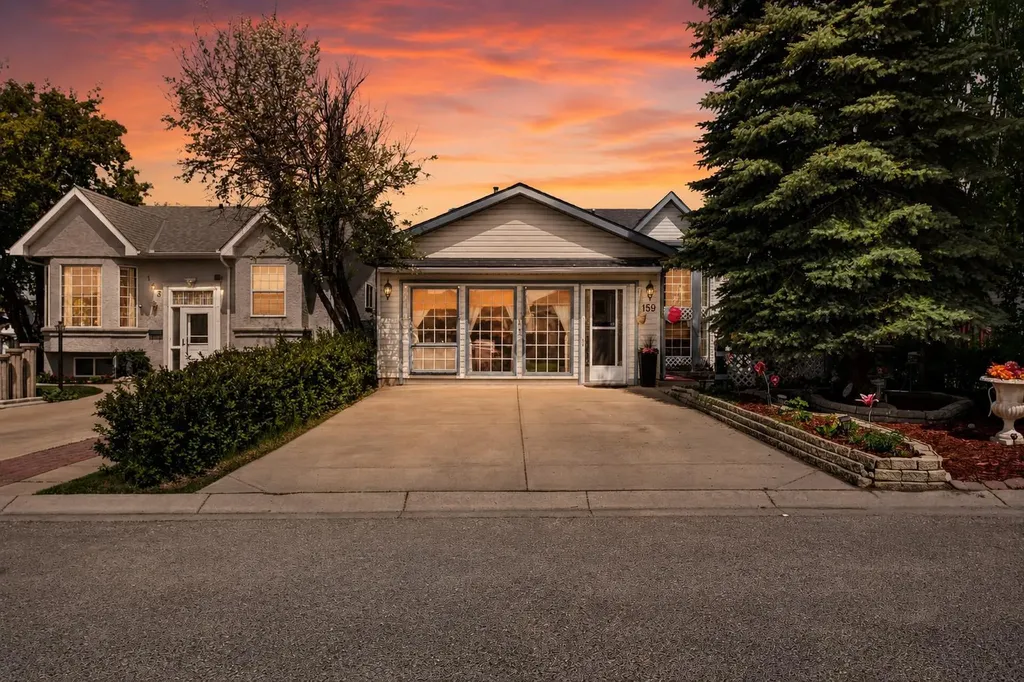 159 Fresno Place NE Calgary AB T1Y 6Y2