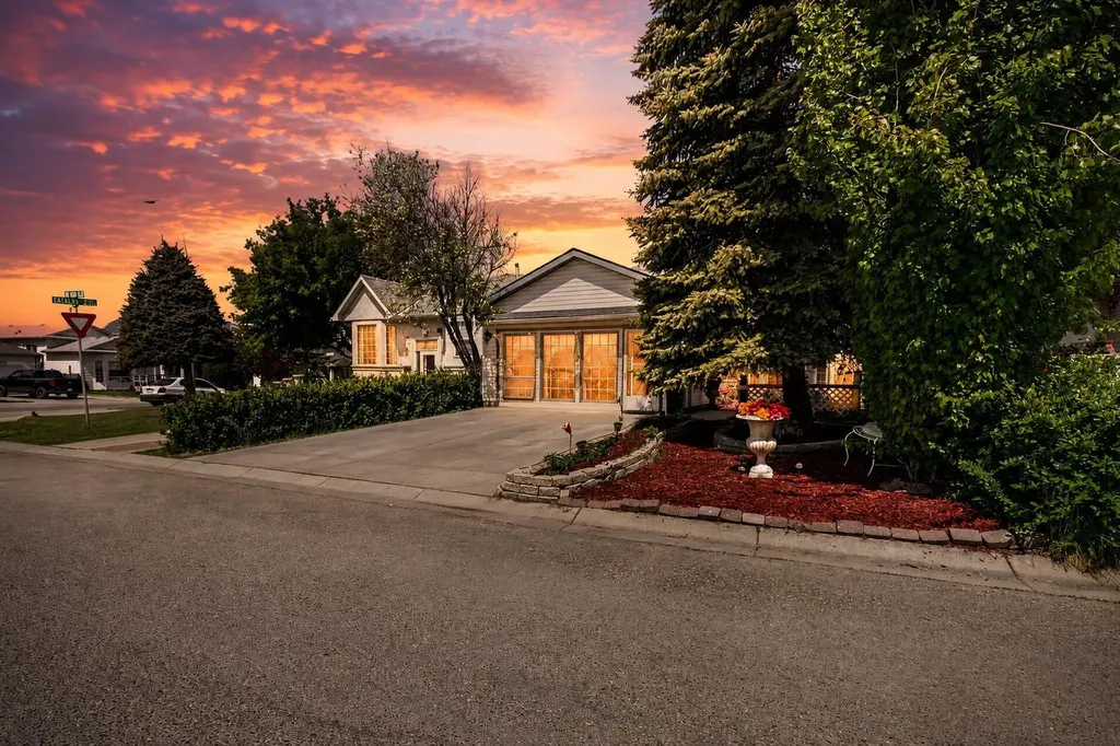 159 Fresno Place NE Calgary AB T1Y 6Y2