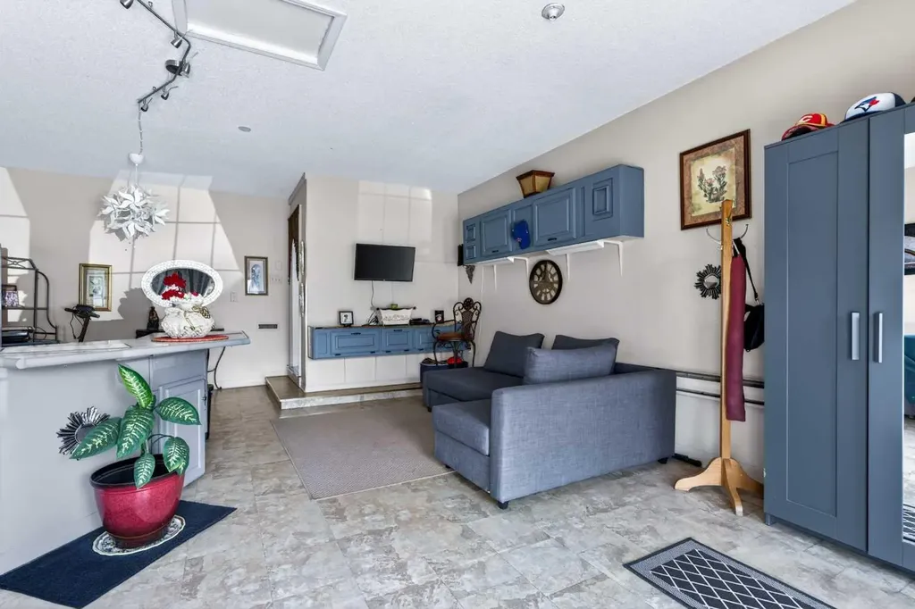 159 Fresno Place NE Calgary AB T1Y 6Y2