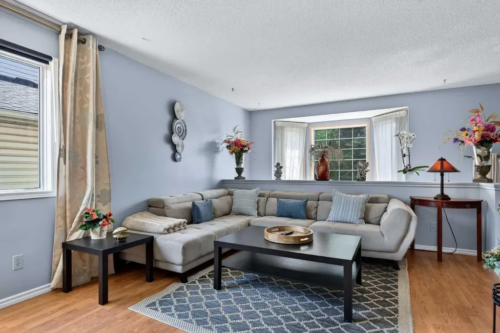 159 Fresno Place NE Calgary AB T1Y 6Y2