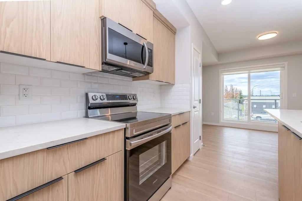 19489 Main Street SE Calgary AB T3M 3J3