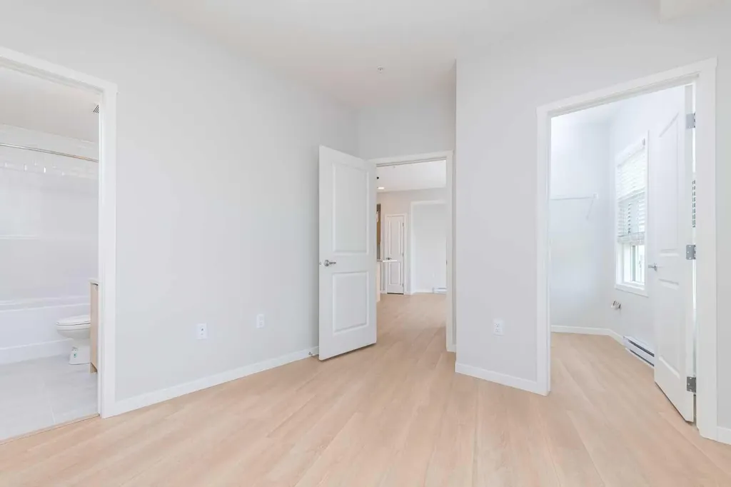 19489 Main Street SE Calgary AB T3M 3J3