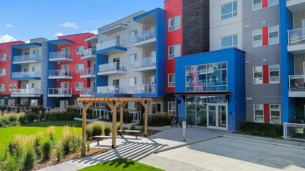 19489 Main Street SE Calgary AB T3M 3J3