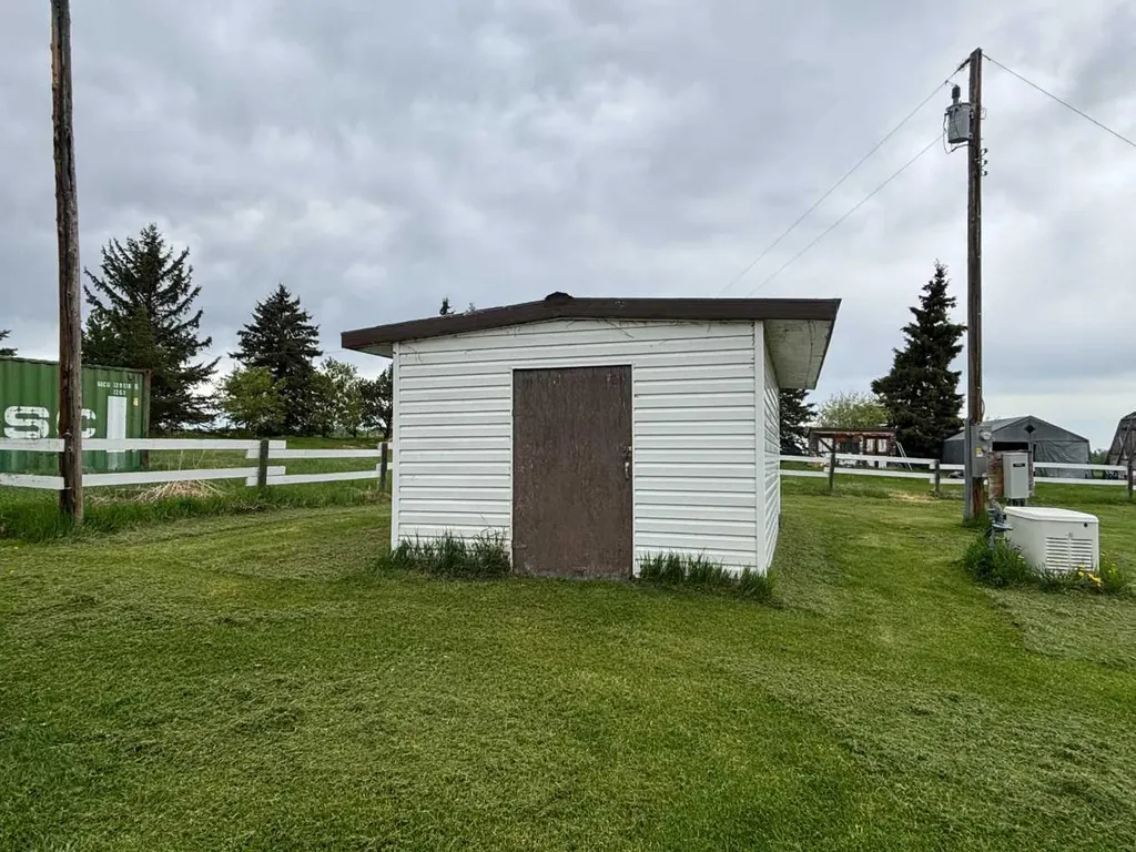 591068 Range Road 103 Rural Woodlands County AB T7S1N3