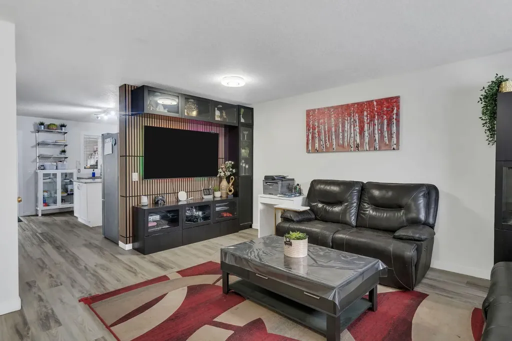 192 Martin Crossing Crescent NE Calgary AB T3J 3T1