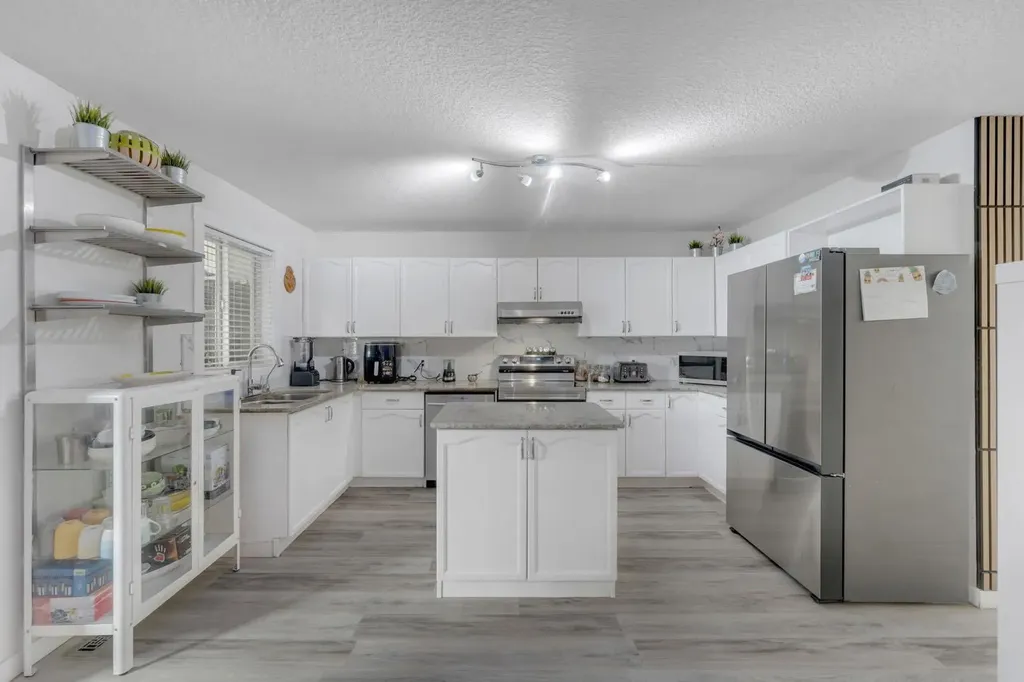 192 Martin Crossing Crescent NE Calgary AB T3J 3T1