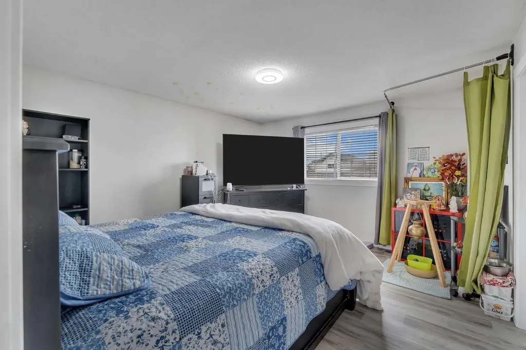 192 Martin Crossing Crescent NE Calgary AB T3J 3T1