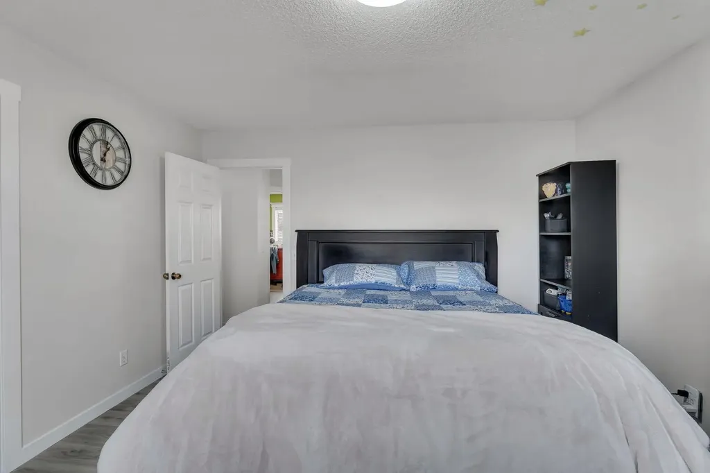 192 Martin Crossing Crescent NE Calgary AB T3J 3T1
