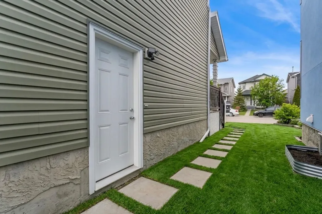 192 Martin Crossing Crescent NE Calgary AB T3J 3T1
