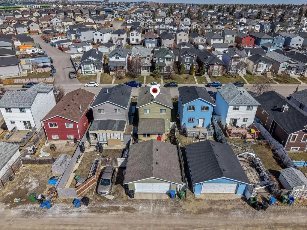 192 Martin Crossing Crescent NE Calgary AB T3J 3T1