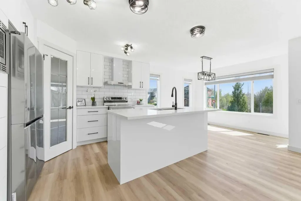 110 Tuscany Summit Green NW Calgary AB T3L0B8