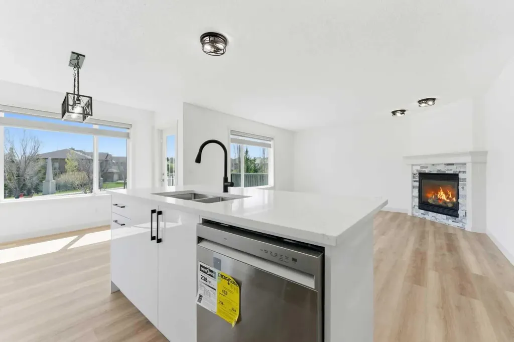 110 Tuscany Summit Green NW Calgary AB T3L0B8