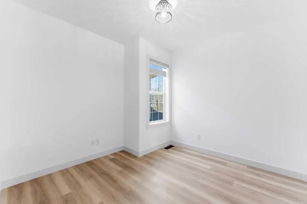 110 Tuscany Summit Green NW Calgary AB T3L0B8