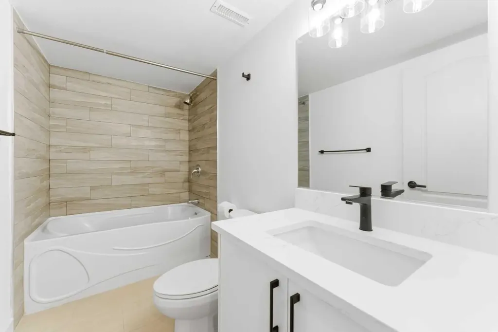 110 Tuscany Summit Green NW Calgary AB T3L0B8