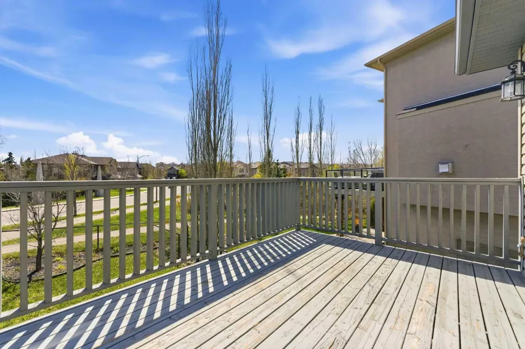 110 Tuscany Summit Green NW Calgary AB T3L0B8