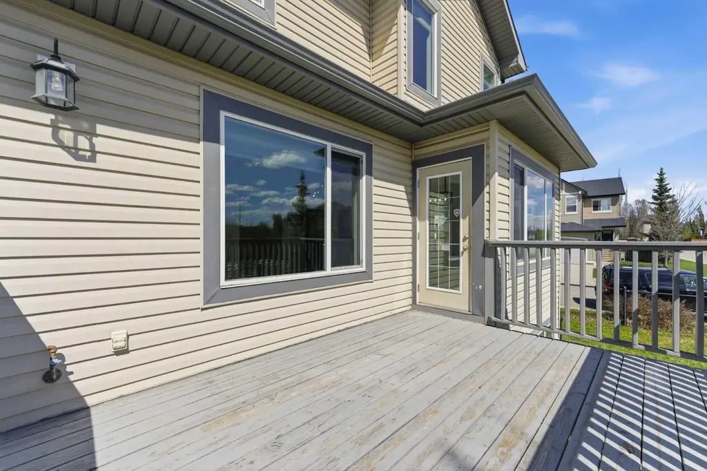 110 Tuscany Summit Green NW Calgary AB T3L0B8