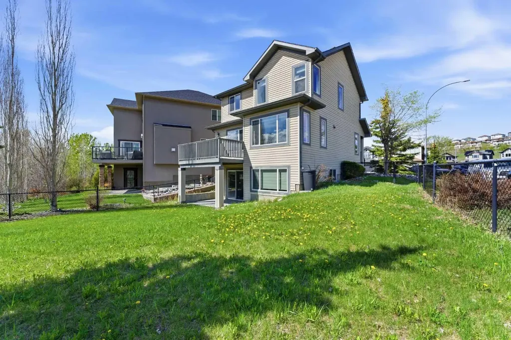 110 Tuscany Summit Green NW Calgary AB T3L0B8