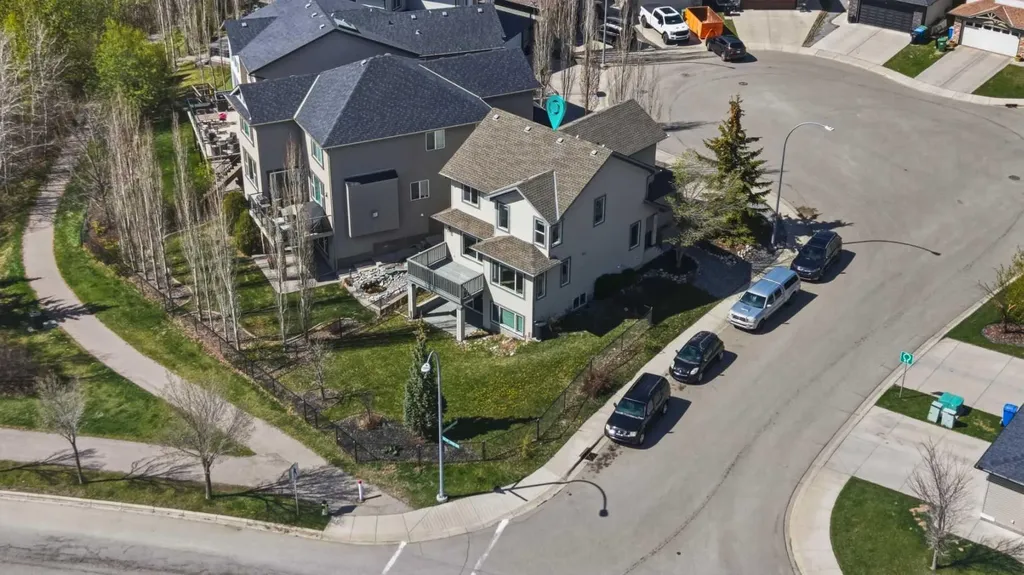 110 Tuscany Summit Green NW Calgary AB T3L0B8