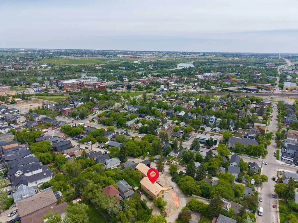 828 Bison Path SE Calgary AB T2G 4L5