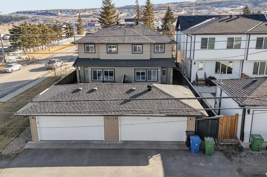 7104 36 Avenue NW Calgary AB T3B 1T8