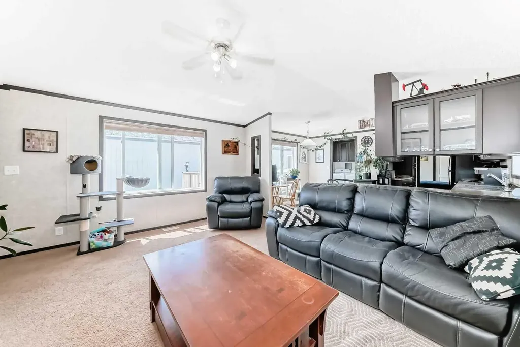 76 Westwood Court Innisfail AB T4G 1S2