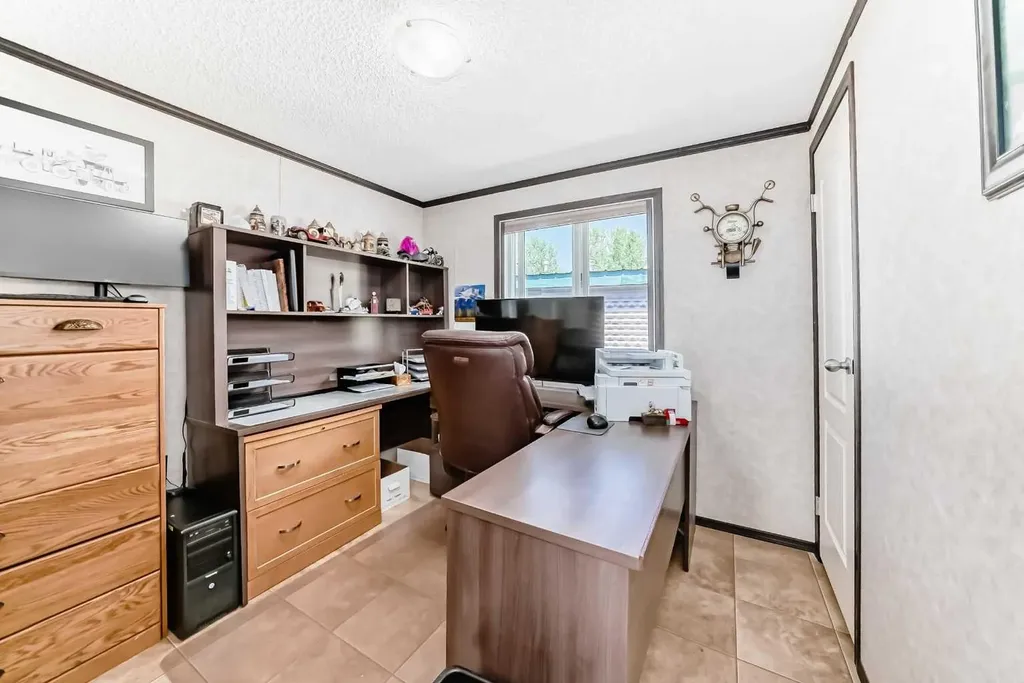 76 Westwood Court Innisfail AB T4G 1S2