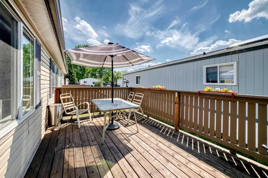 76 Westwood Court Innisfail AB T4G 1S2