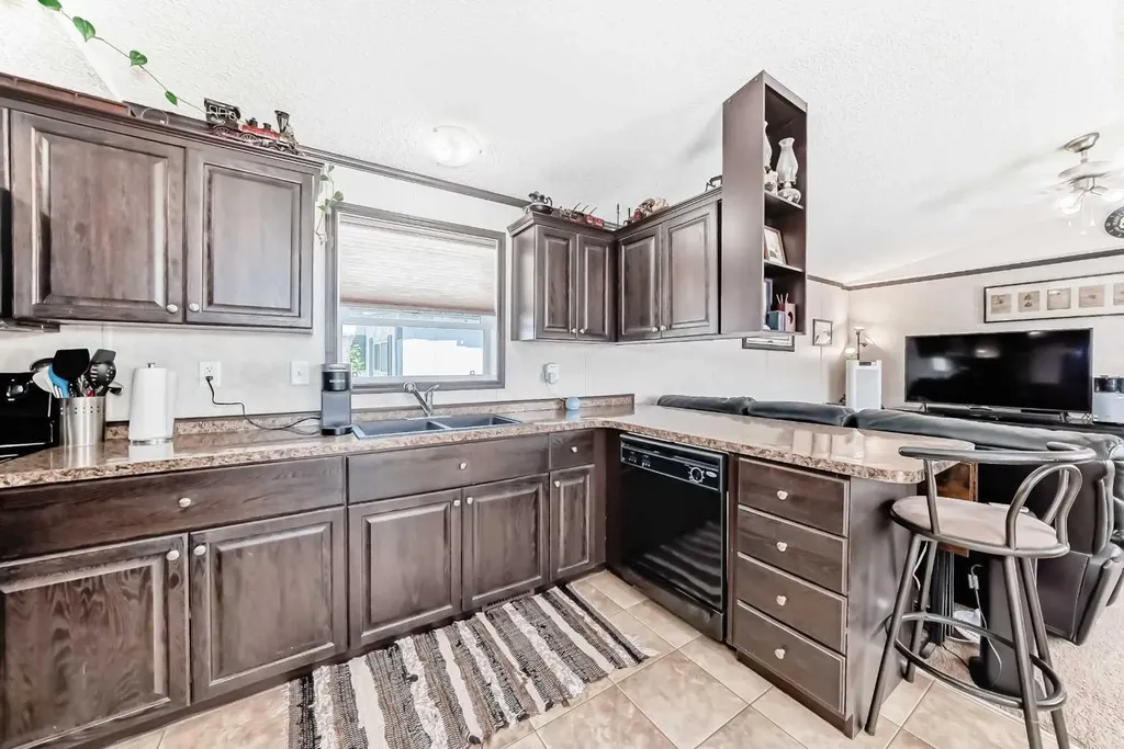 76 Westwood Court Innisfail AB T4G 1S2