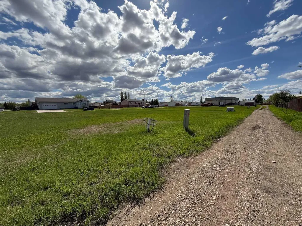 4504 46 Avenue Rycroft AB T0H 3A0