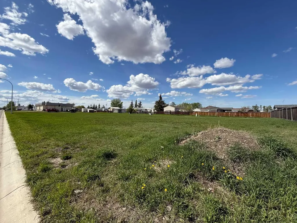 4504 46 Avenue Rycroft AB T0H 3A0
