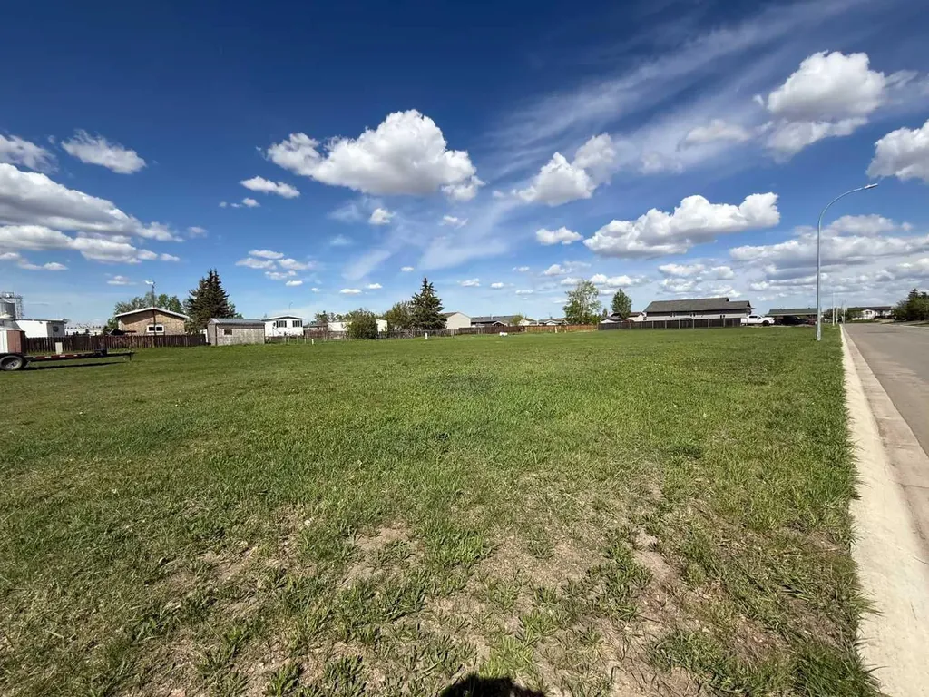 4504 46 Avenue Rycroft AB T0H 3A0