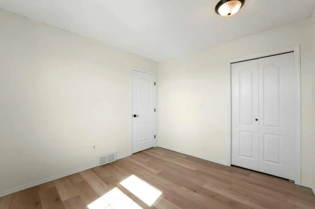 1406 High Country Drive NW High River AB T1V 1Y9