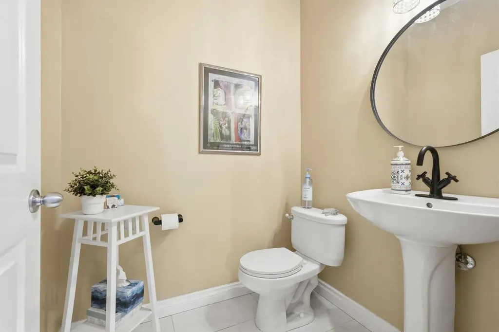 14 Somme Boulevard SW Calgary AB T2T 6K6
