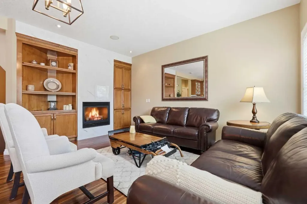 14 Somme Boulevard SW Calgary AB T2T 6K6