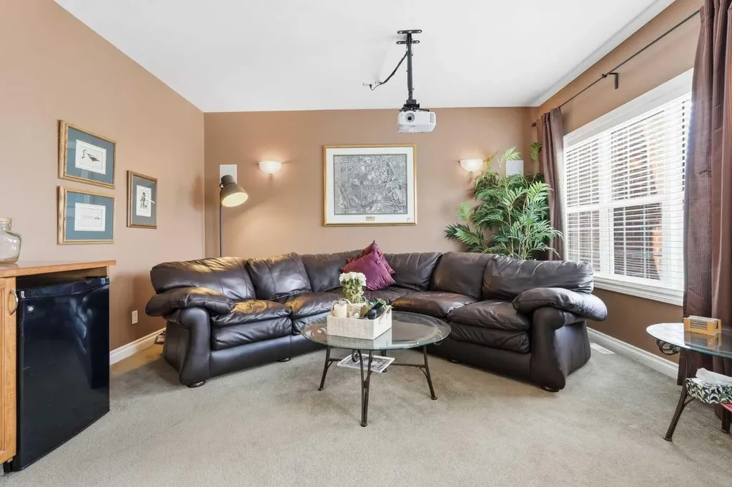 14 Somme Boulevard SW Calgary AB T2T 6K6